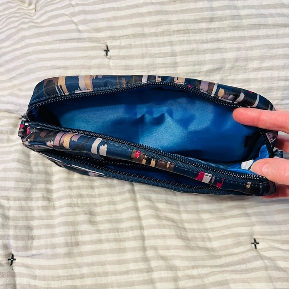 LUG CAROUSEL CROSSBODY BAG RIVER WALK BLUE RFID - Picture 8 of 11